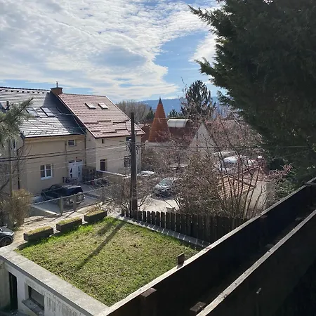 Luxury 3 Bedroom In A Forest 10min Drive From Center * Budapest