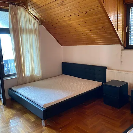 Villa Luxury 3 Bedroom In A Forest 10min Drive From Center