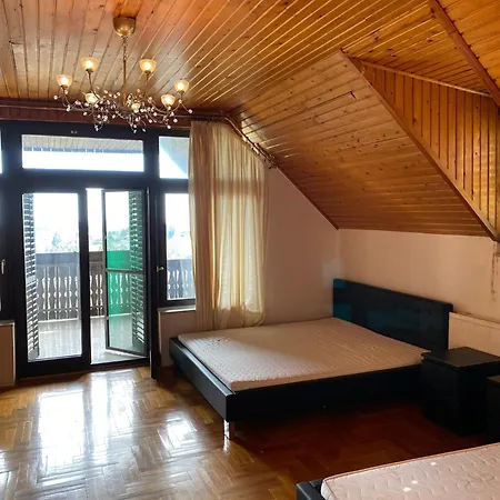 Villa Luxury 3 Bedroom In A Forest 10min Drive From Center Budapest