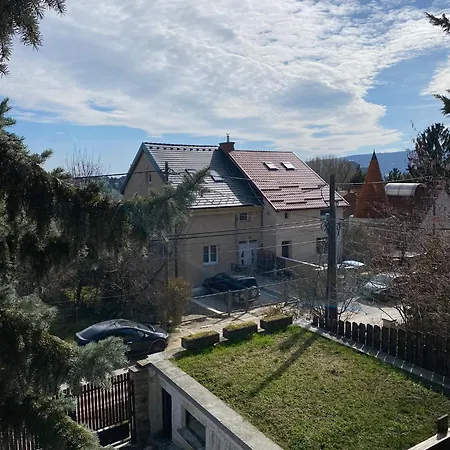 Villa Luxury 3 Bedroom In A Forest 10min Drive From Center Budapest