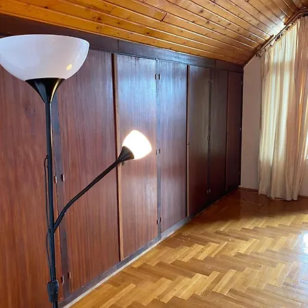 Luxury 3 Bedroom In A Forest 10min Drive From Center *