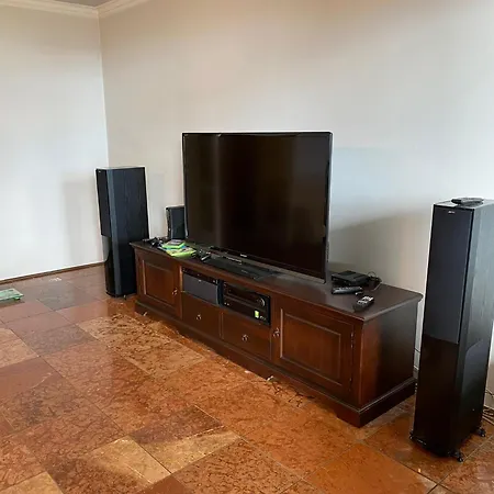 Luxury 3 Bedroom In A Forest 10min Drive From Center Villa