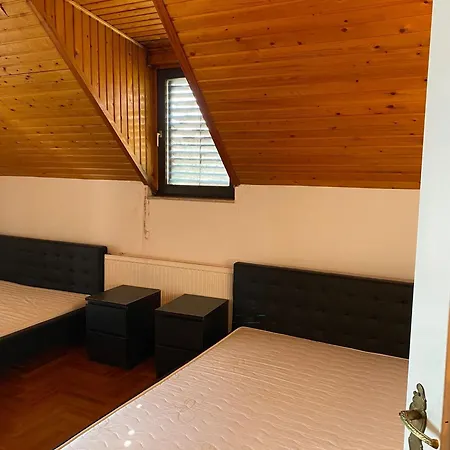 Luxury 3 Bedroom In A Forest 10min Drive From Center * Budapest