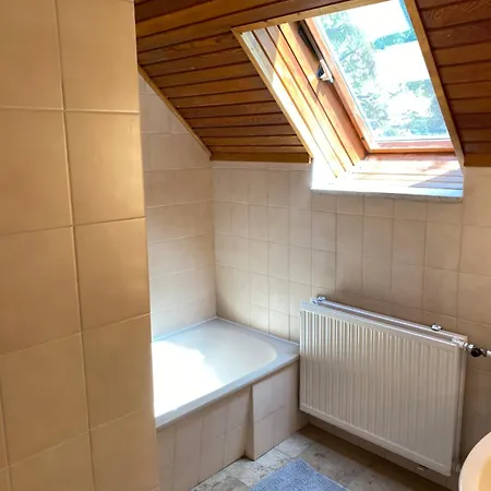 Luxury 3 Bedroom In A Forest 10min Drive From Center