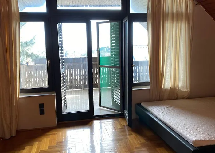 Luxury 3 Bedroom In A Forest 10min Drive From Center Вилла *