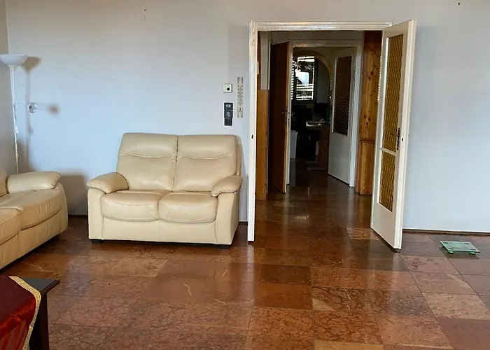Вилла Luxury 3 Bedroom In A Forest 10min Drive From Center *