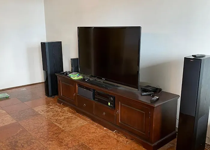 Luxury 3 Bedroom In A Forest 10min Drive From Center Вилла