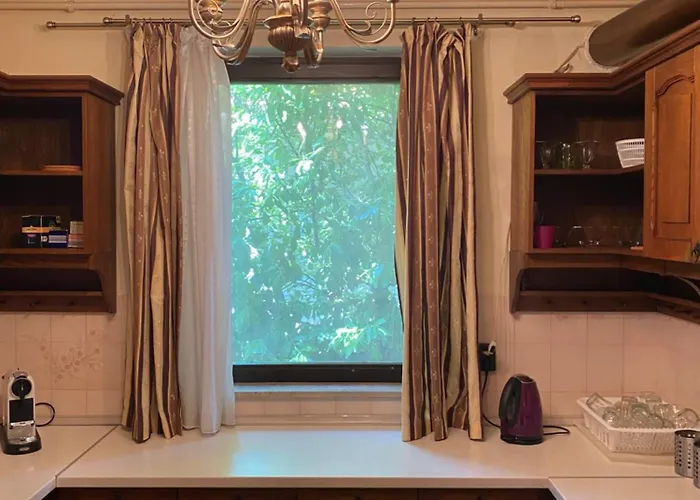 Вилла Luxury 3 Bedroom In A Forest 10min Drive From Center *