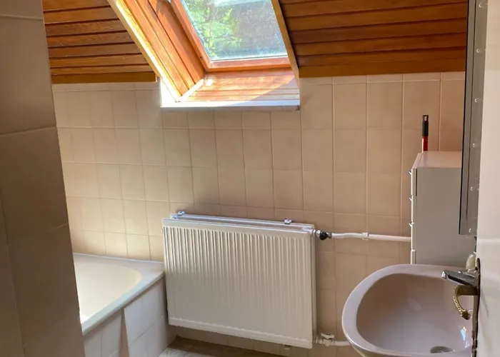 Вилла Luxury 3 Bedroom In A Forest 10min Drive From Center